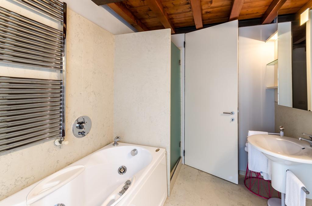 Duomo Guesthouse Piacenza Rom bilde