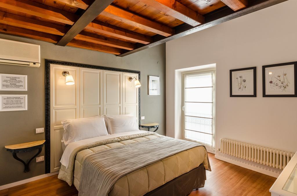 Duomo Guesthouse Piacenza Rom bilde